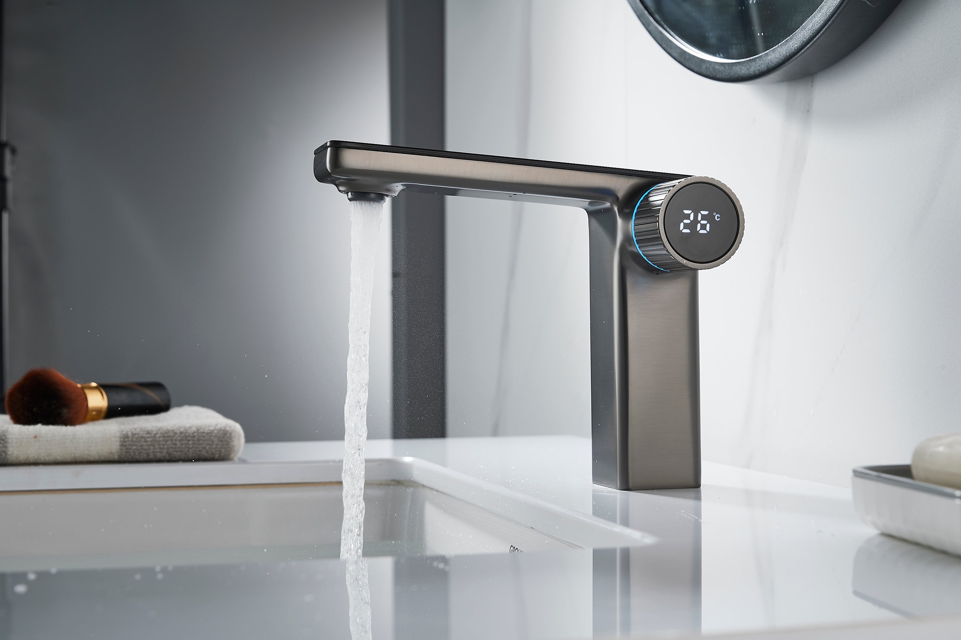 Gunmetal brass faucet body with ceramic cartridge,marble with digital display