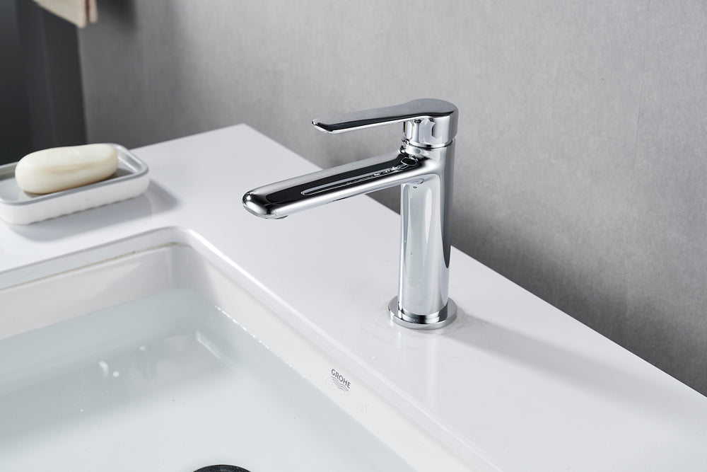 Chrome brass faucet body with ceramic cartridge