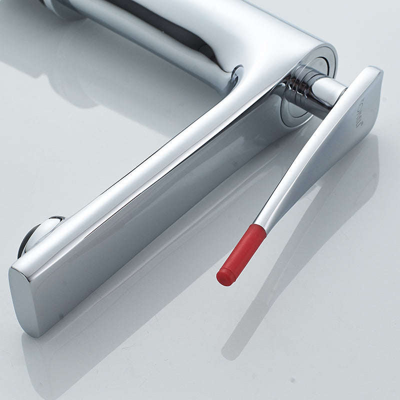 Chrome brass faucet body with ceramic cartridge